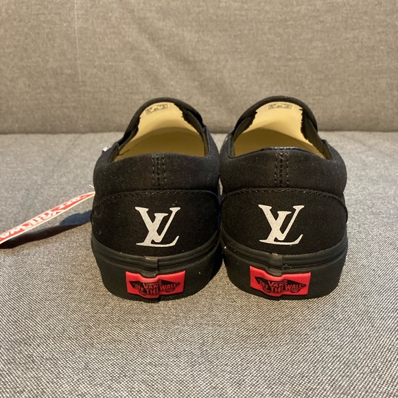 Reflective LV Custom Vans - Picture 5 of 6